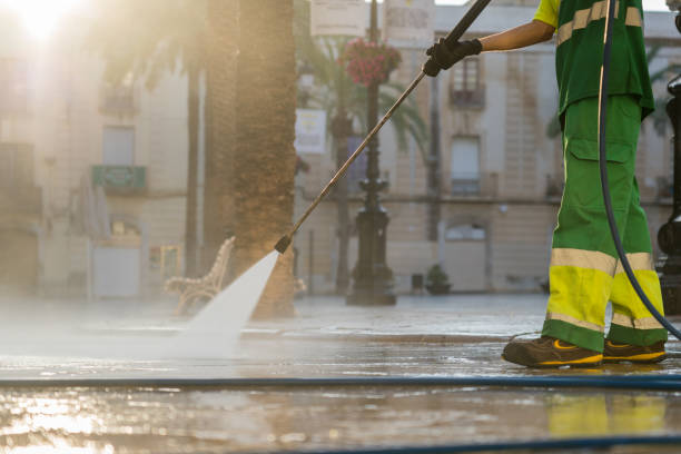 Best Garage Pressure Washing  in Greenfields, PA
